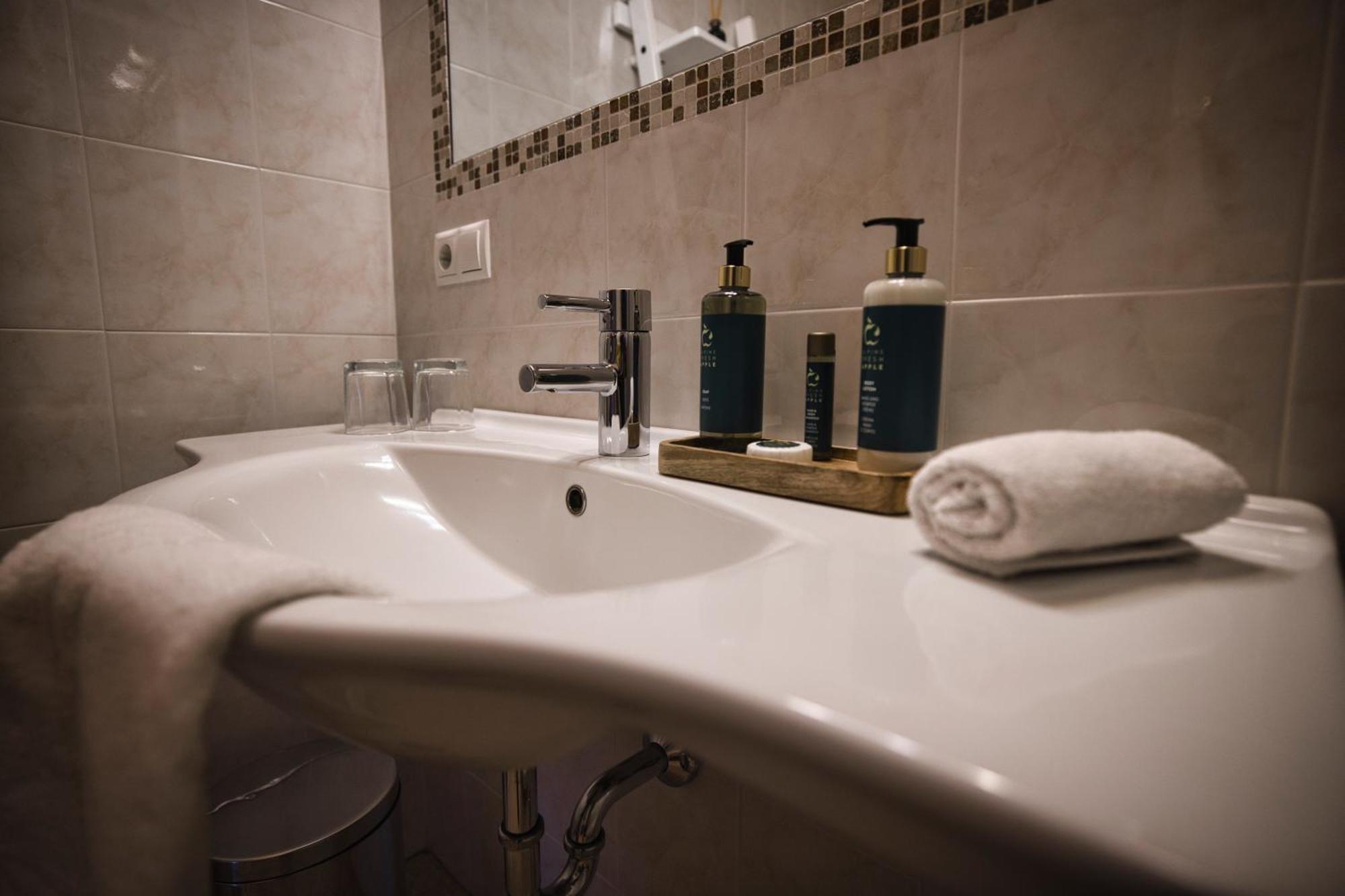 Apartament Wargerhof - Urlaub Auf Dem Bauernhof Meltina Zewnętrze zdjęcie